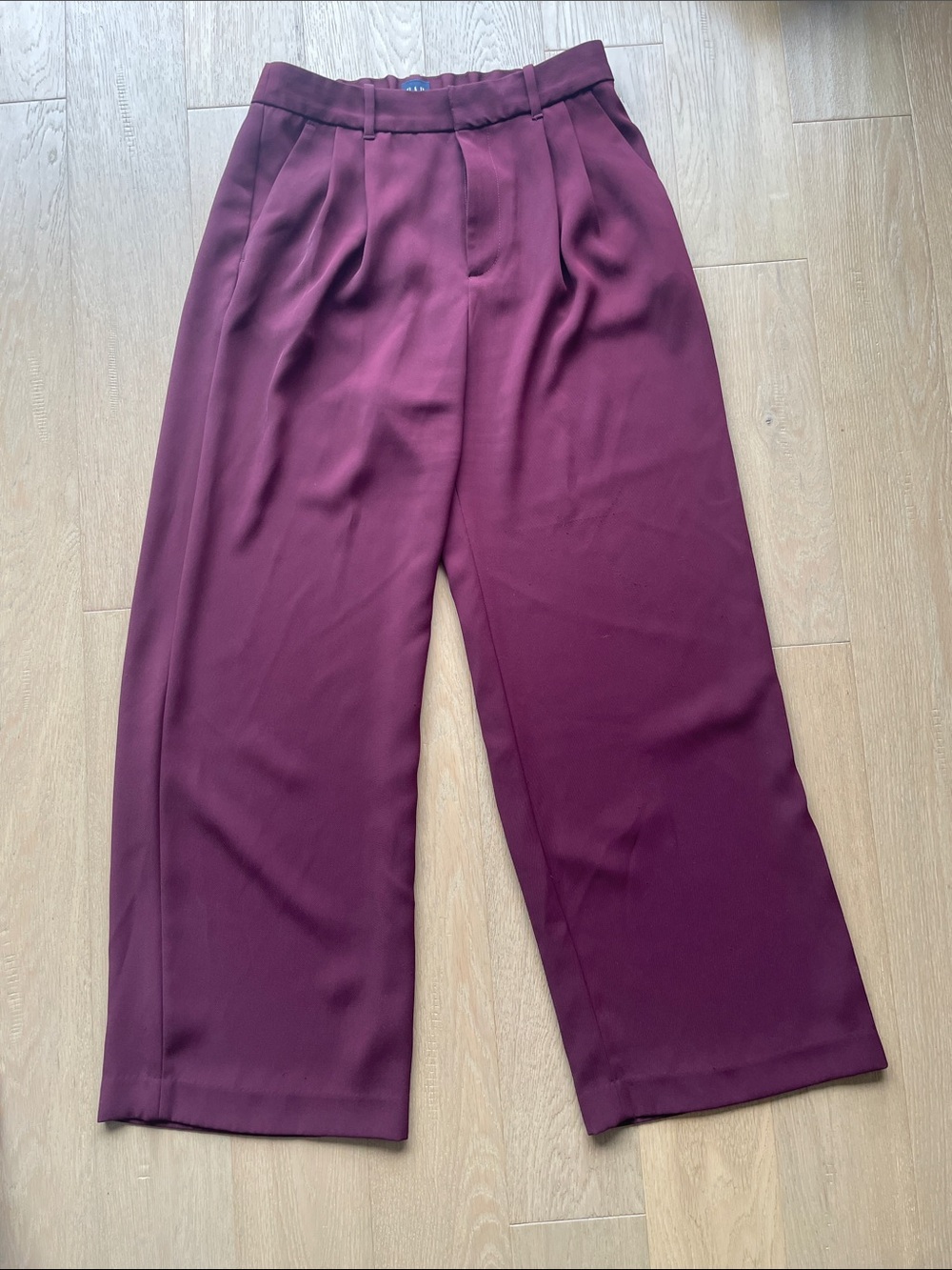 Gap 365 High Rise Trouser